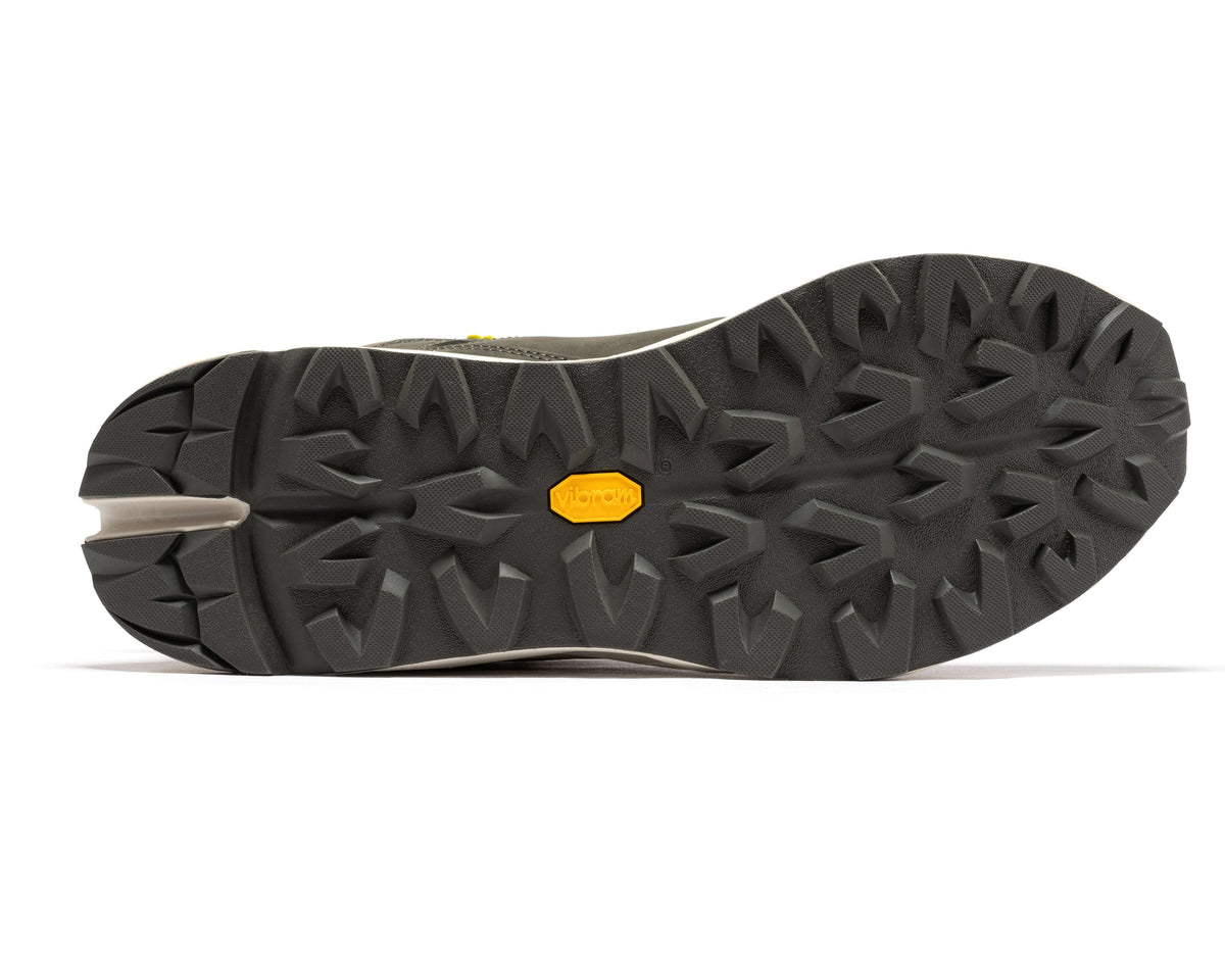 Men's 6" Waterproof Hiking Boots – ROCKROOSTER Farmington, VIBRAM