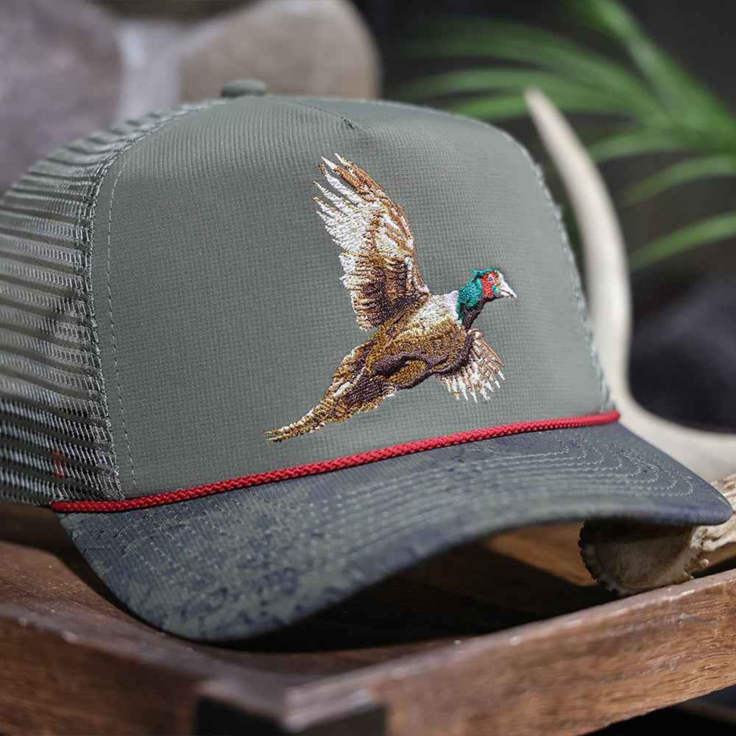 Pheasant Upland 5-Panel Trucker Rope Cap - Stylish Pheasant Trucker Cap for Outdoor Adventures
