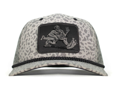 Vintage Bigfoot Bass Squatch Fishing Snap-Back 6-Panel Rope Cap